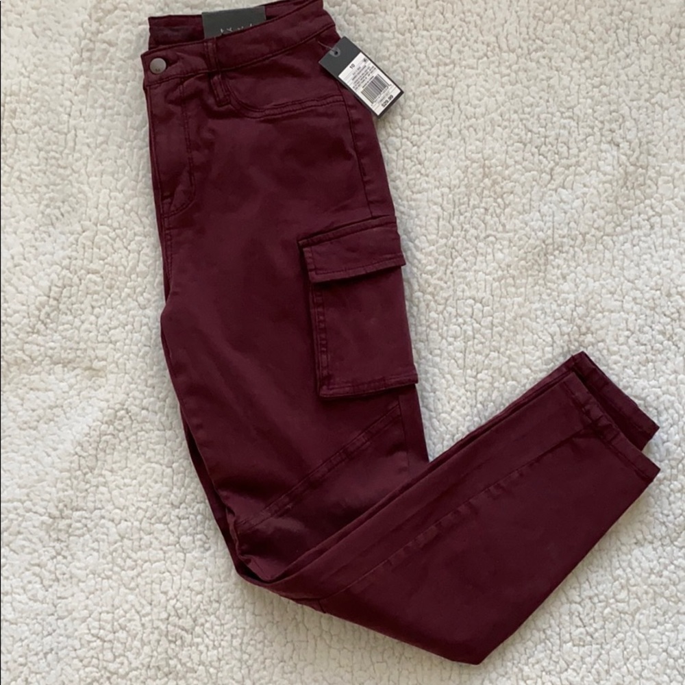 (NWT) Burgundy High Raise Jegging
